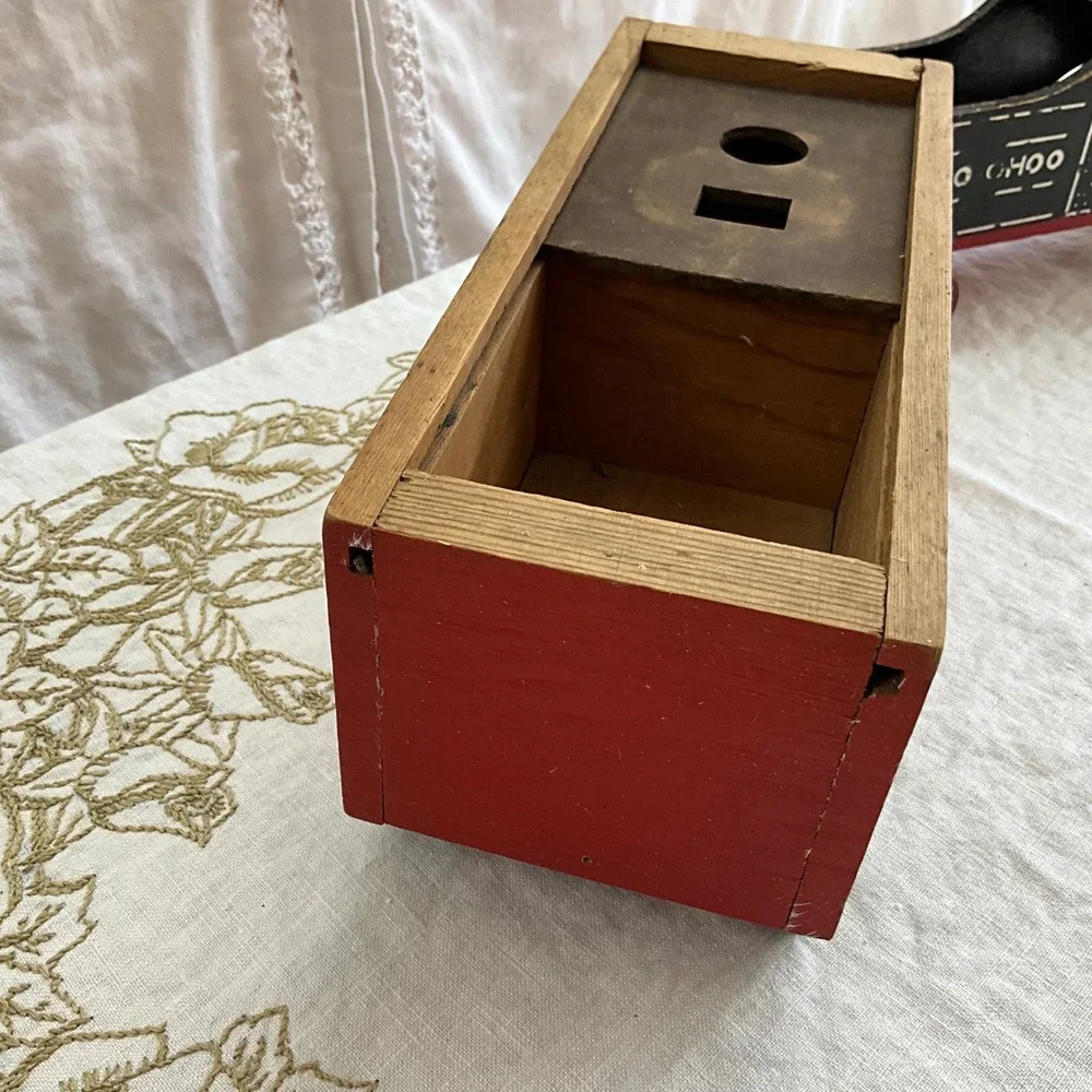 Southern Sunshine Kids vintage wooden